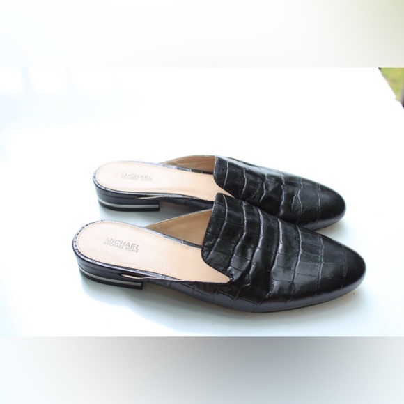 Michael Kors Natasha mules - Picture 2 of 13